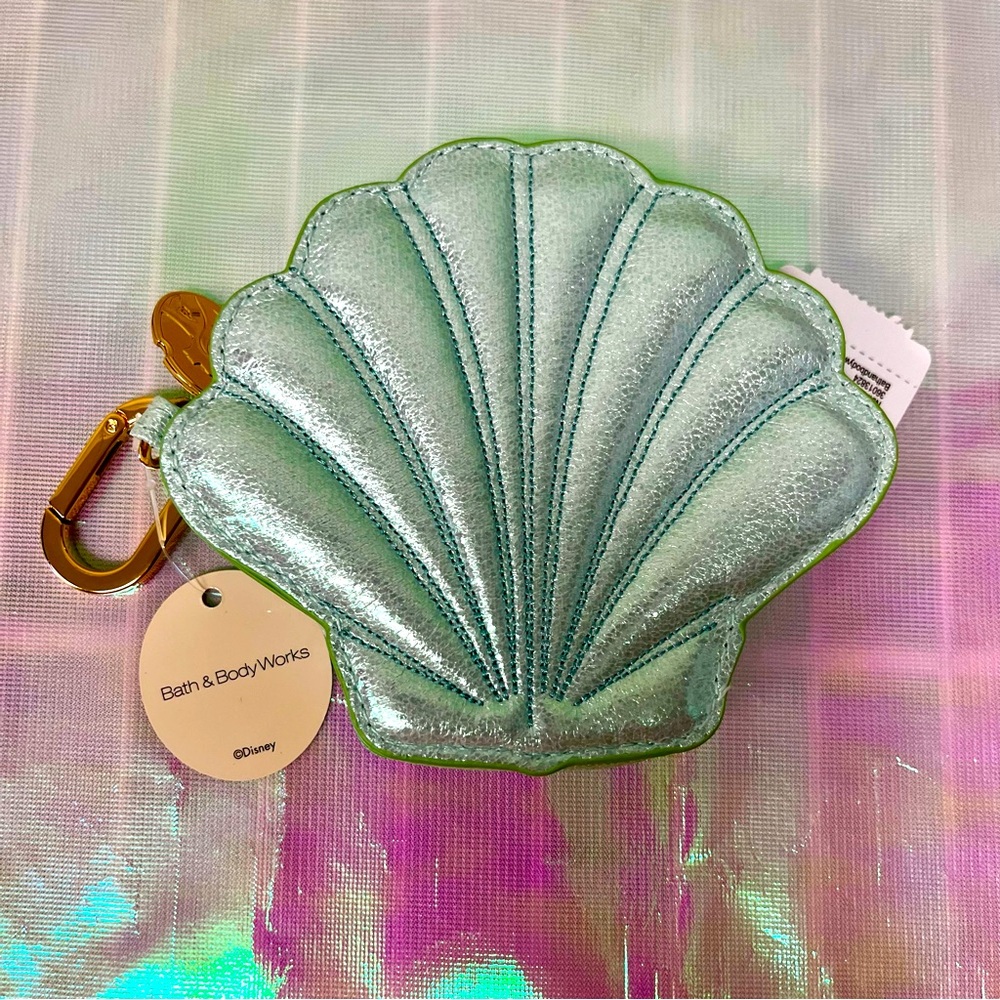 Ariel Coin Purse Keychain Bag Charm Bath & Body Works Disney Princess NWT 🧜🏻‍♀️🫧